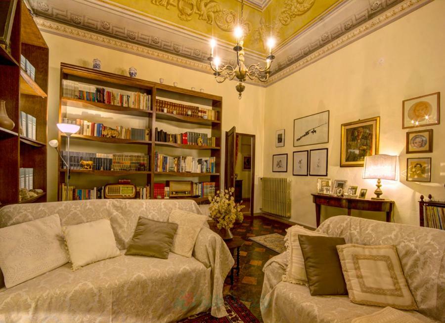 Residenza Storica Palazzo Ricciarelli Villa Volterra Exteriör bild